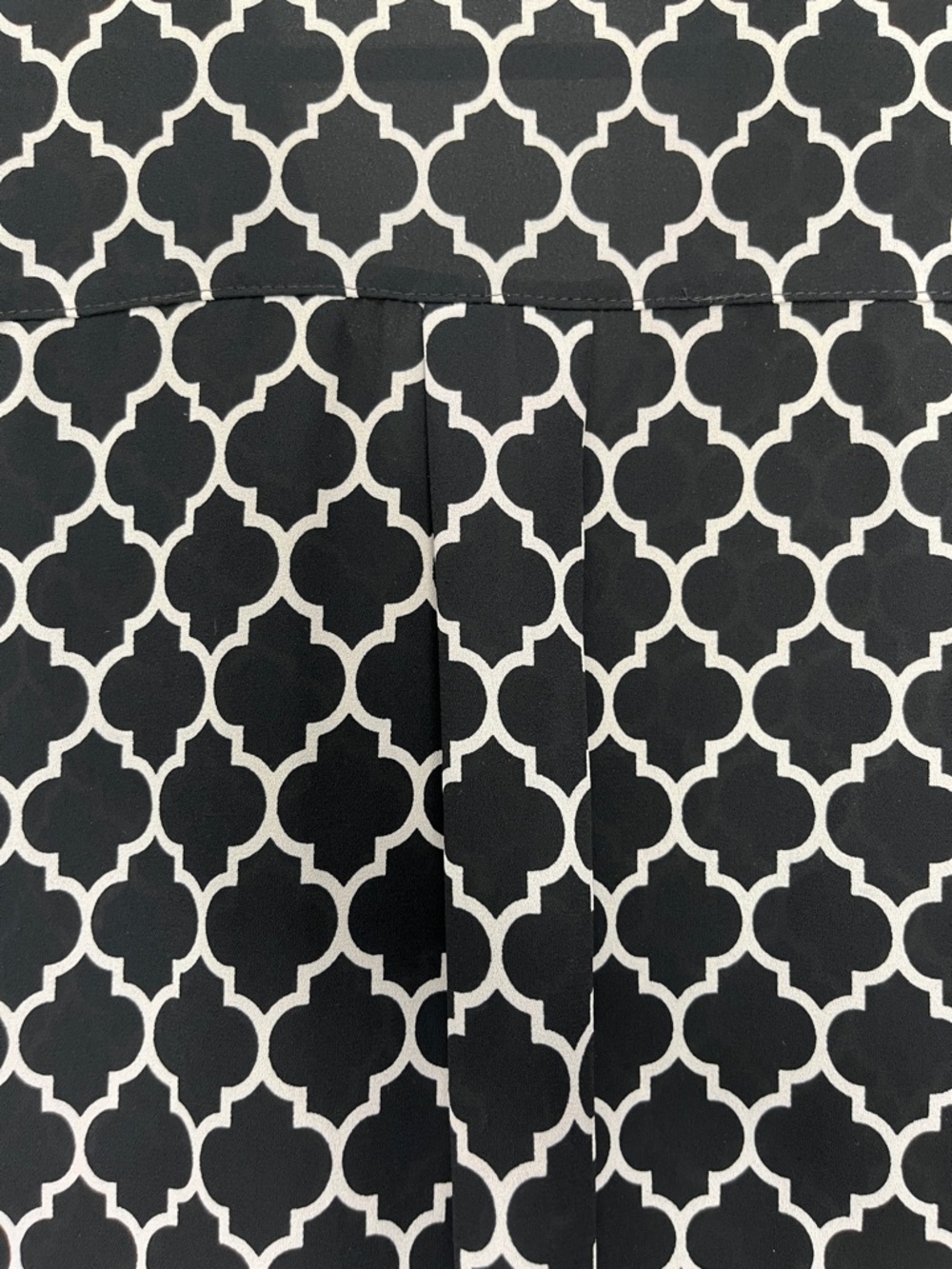 Express Portofino Slim Fit Black & White Trellis Button Up Shirt - Size Small - Picture 8 of 10